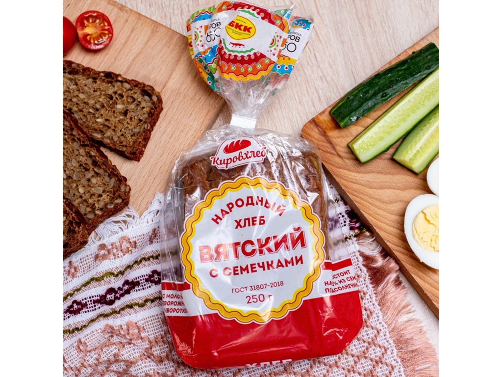 Народные хлеба:  Вятский с семечками, Каравай с пряными травами,  Чепчаночка с геркулесом